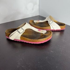 Birkenstock Gizeh Thong Sandal White Patent Birko-Flor Pink Sole Women’s Sz 6